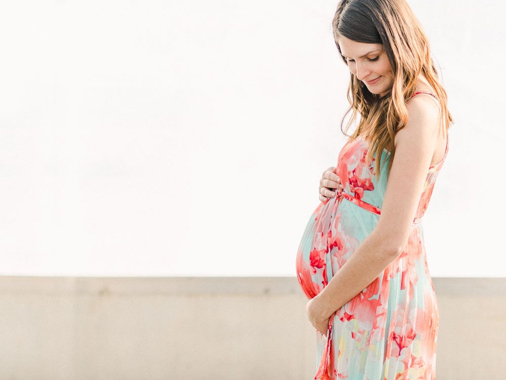 Cleveland Maternity by Juliana Kaderbek Photography | Greenhouse Maternity Session | Cleveland Ohio