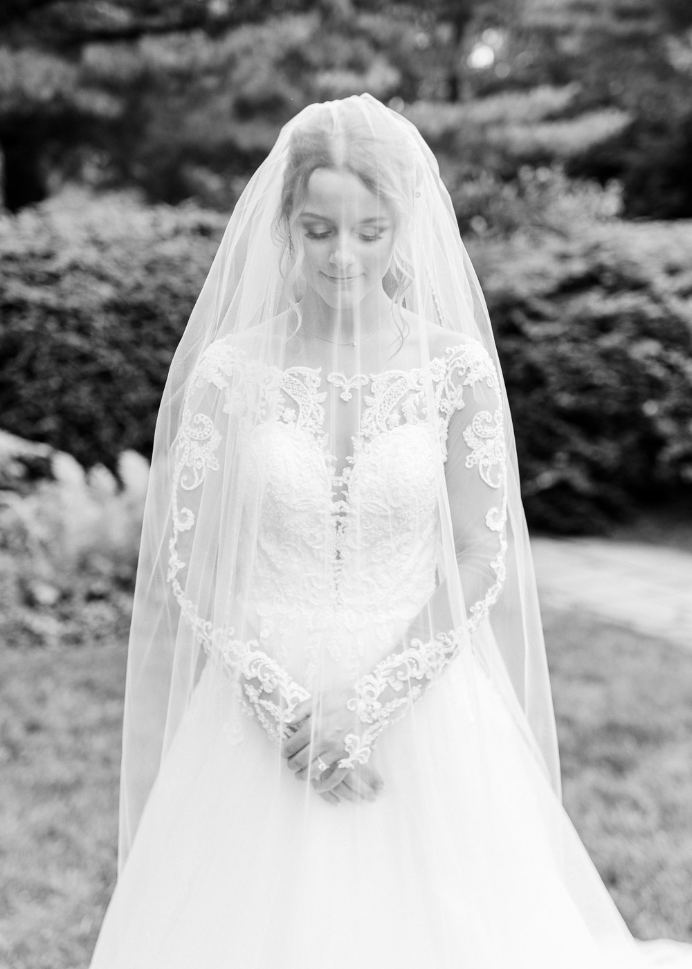 Bridal portraits photographed by Juliana Kaderbek Photography, Cleveland wedding photographer