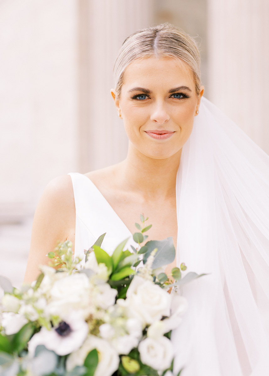 Bridal portraits at Cleveland Museum of Art by Juliana Kaderbek Photography, Cleveland wedding photographer 