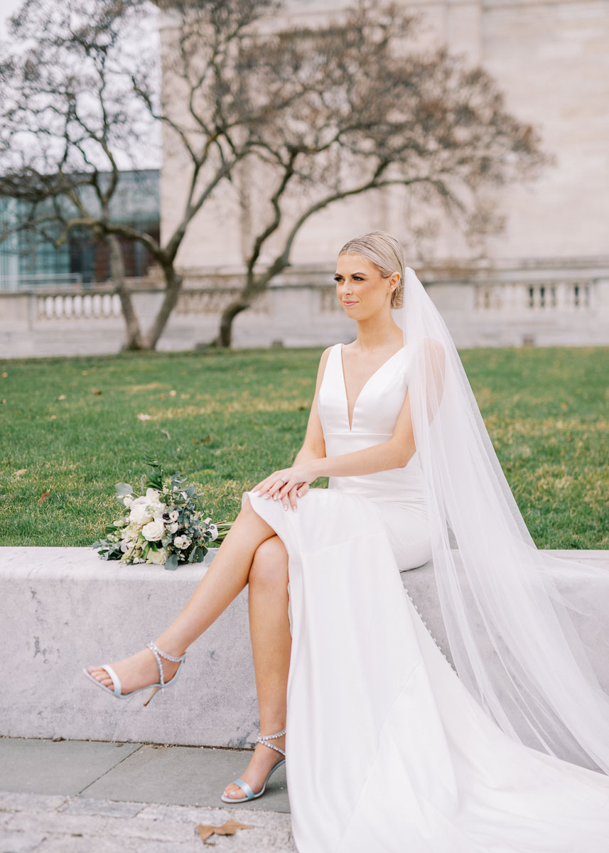 Bridal portraits at Cleveland Museum of Art by Juliana Kaderbek Photography, Cleveland wedding photographer 