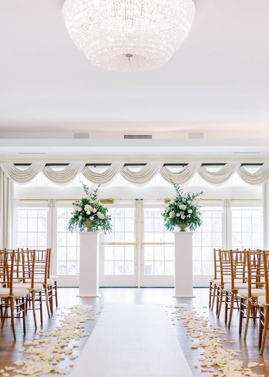 Glidden House wedding ceremony decor