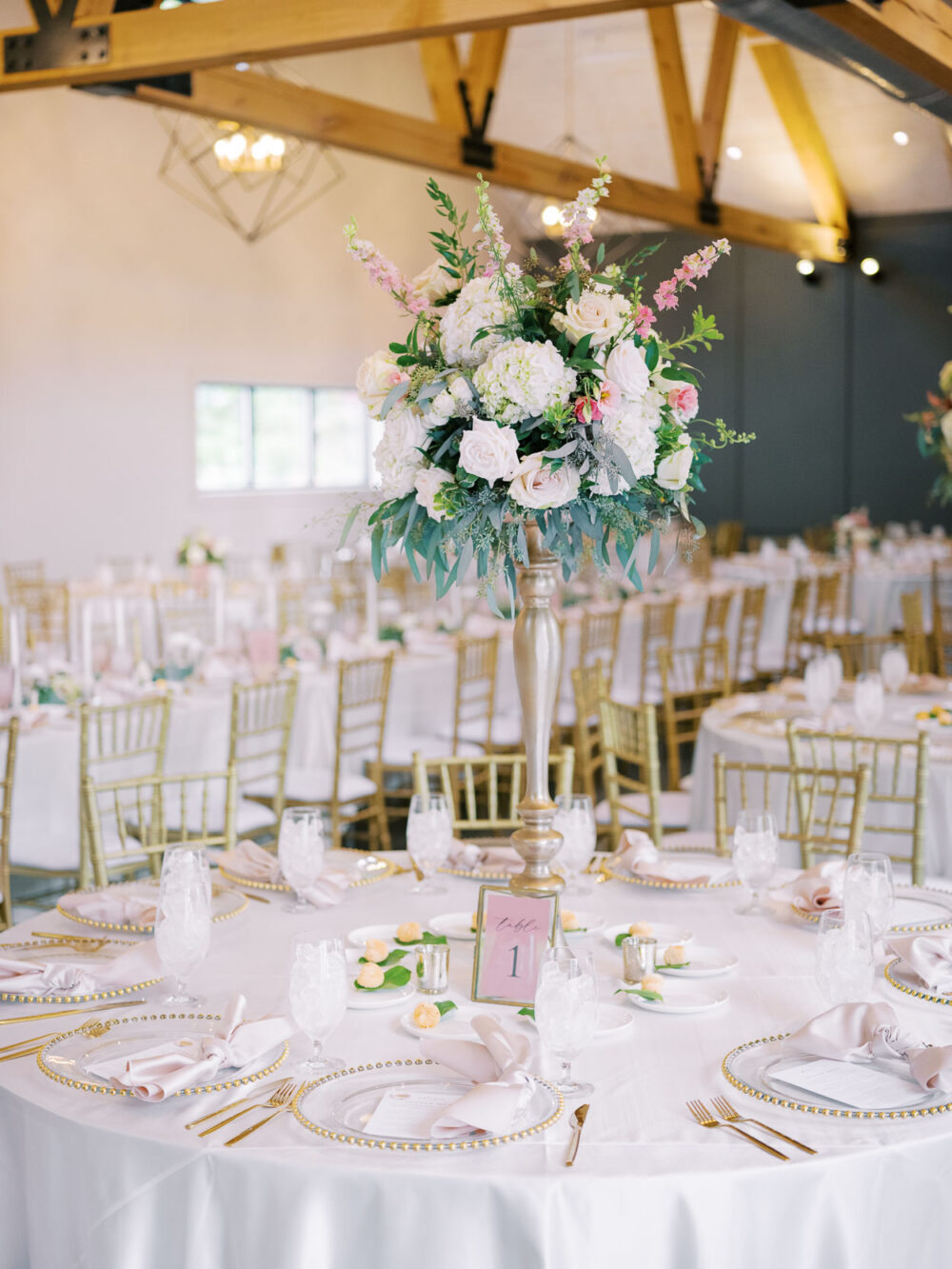 Uncover 5 incredible advantages of hiring a wedding planner, wedding planned by Heart 2 Home Events