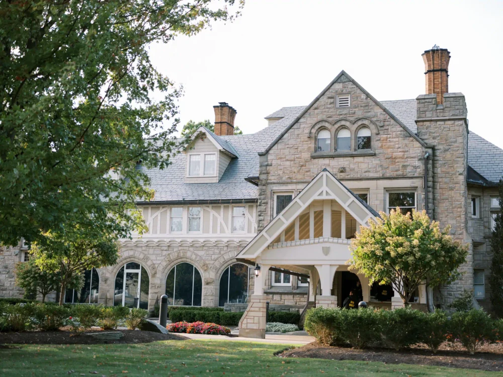 View of Shoreby Club, a dreamy lakefront wedding venue in Cleveland, Ohio