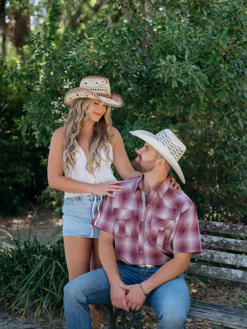 Casual Southern engagement session in Charleston SC