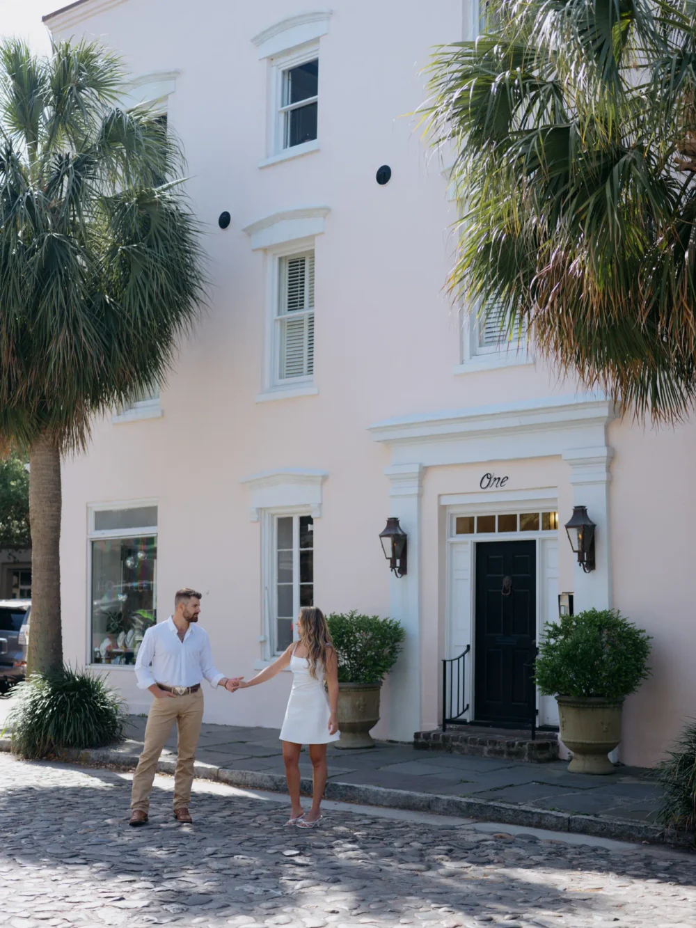 Downtown Charleston engagement photography inspiration