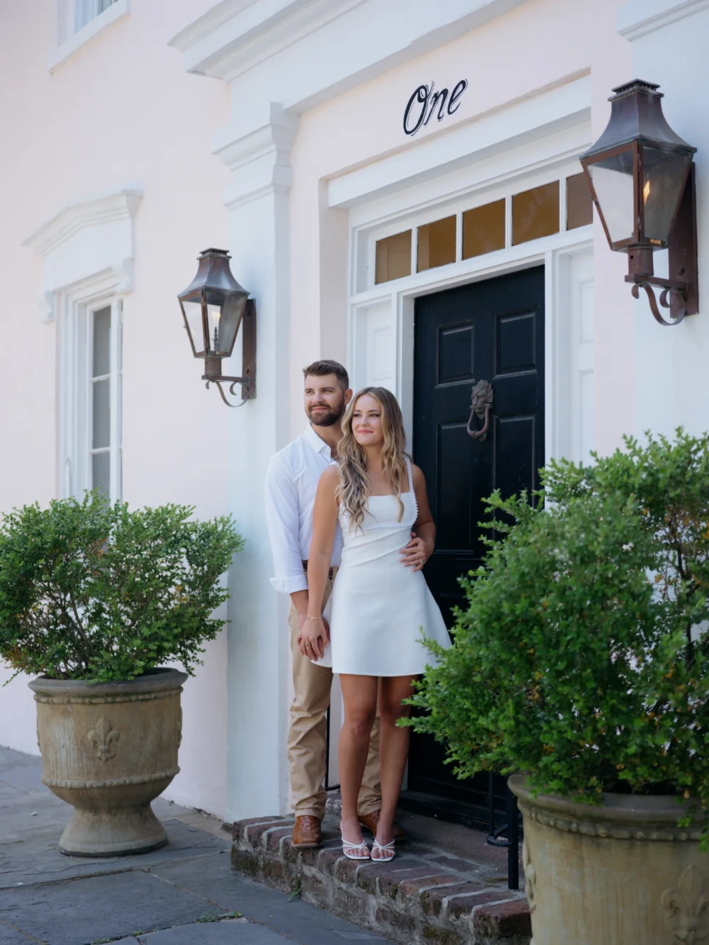 Downtown Charleston engagement photography inspiration